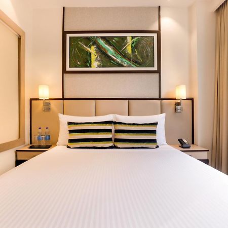 Sandal Suites By Lemon Tree Hotels Noida Eksteriør billede